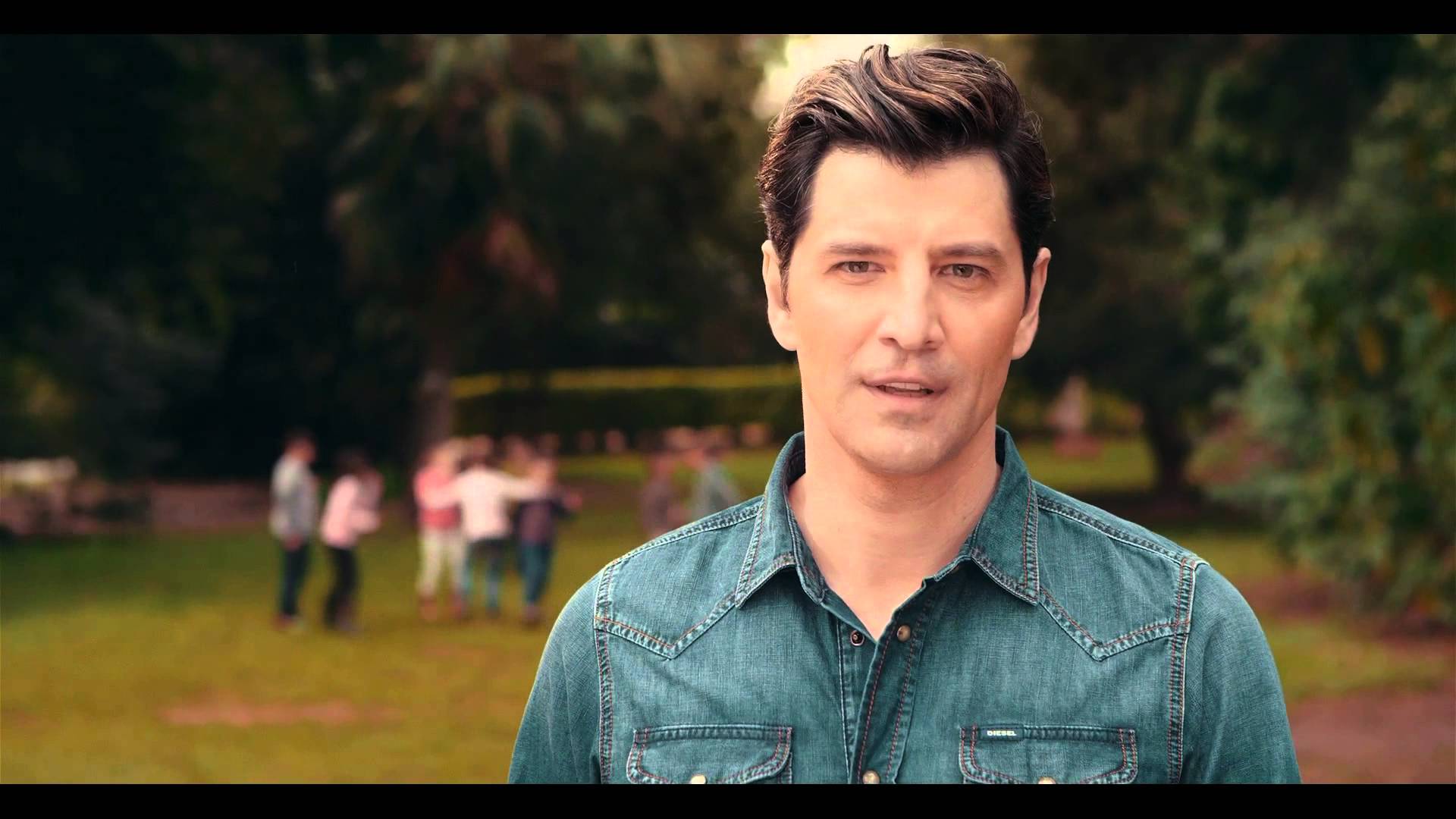 «Εγώ Στα Έλεγα»: Ο Σάκης Ρουβάς συνεχίζει με ολοκαίνουριο τραγούδι