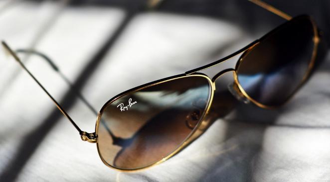 Iδιαίτερα για το απόλυτο Ray-Ban style από τους σταρ του Χόλιγουντ! (PHOTOS)