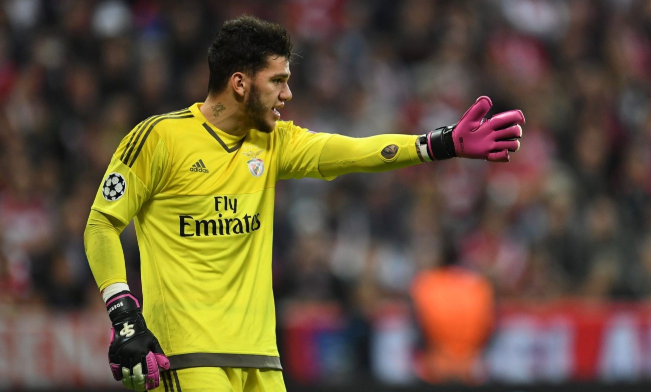 Υβριστικά συνθήματα κατά ΠΑΟΚ και ΑΡΗ από “αστέρι” του μουντιάλ (βίντεο)