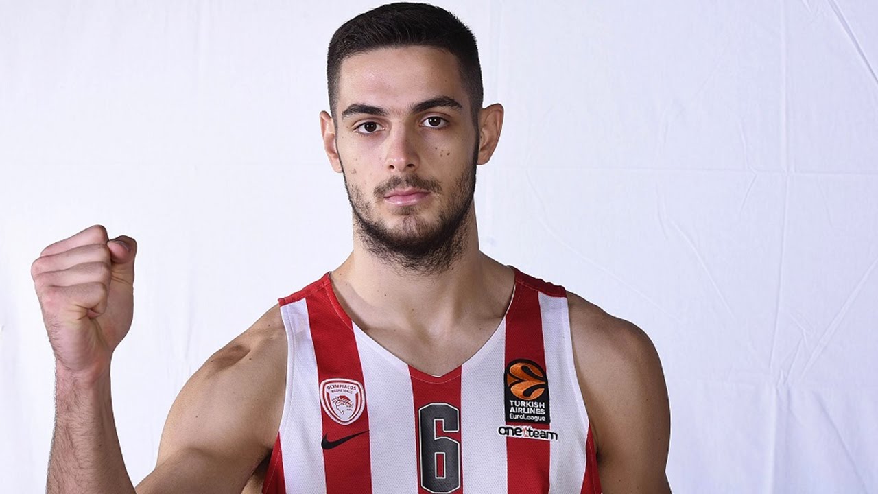 Στα πράσινα ο Παπαπέτρου για μία τριετία