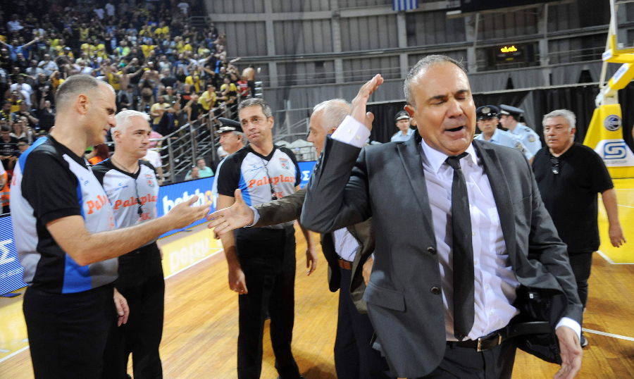 Σιωπηρή τιμωρία για τους διαιτητές του Άρης-ΠΑΟΚ