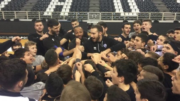 Γέμισε χαμόγελα το Παλατάκι