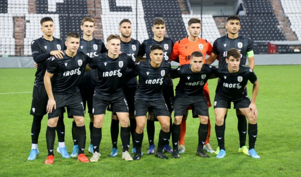 ΠΑΟΚ Κ19:Η στάση στα Τέμπη και η αφιέρωση του πρωταθλήματος στα αδικοχαμένα αετόπουλα!