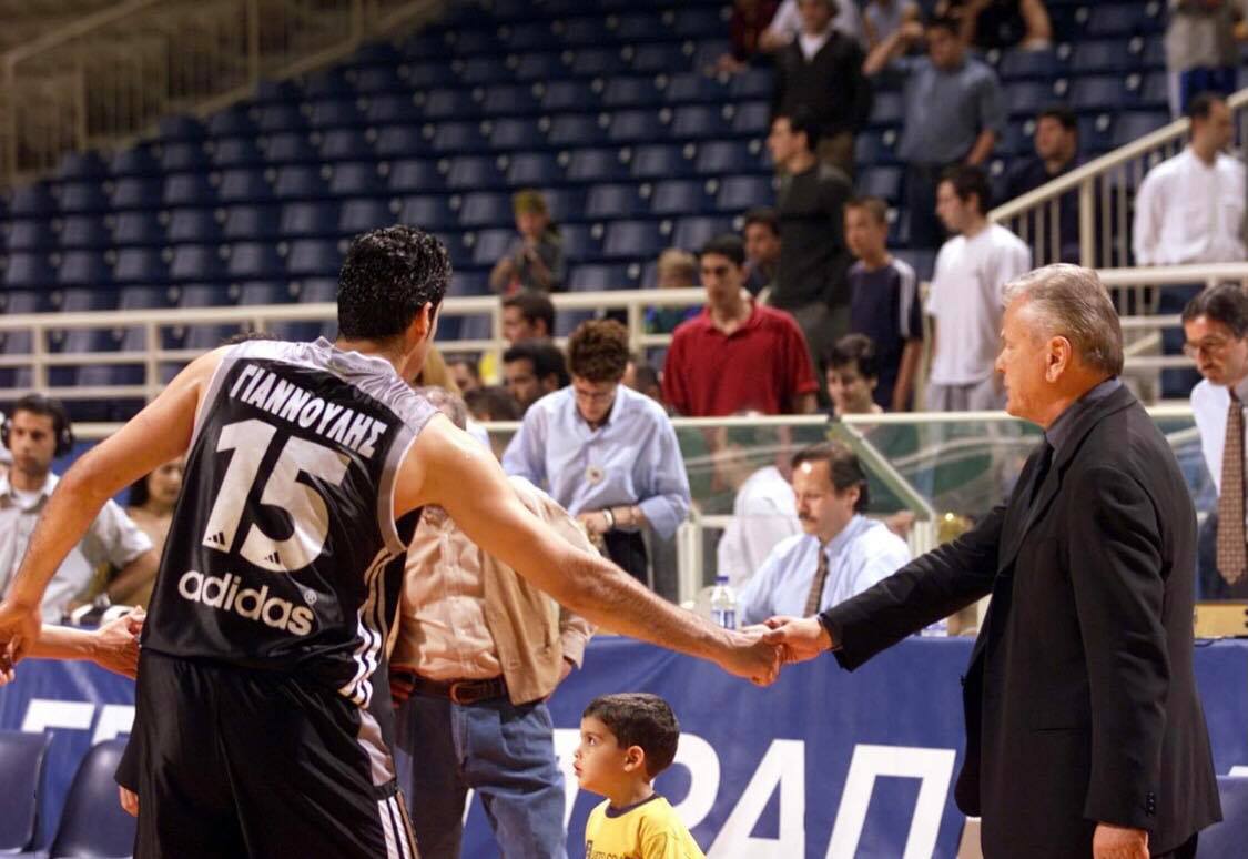 Γιάννης Γιαννούλης για τον Ντουσαν Ιβκοβιτς.Τα χαλασμένα παπούτσια και το BIGMAC με μια μπύρα !!!