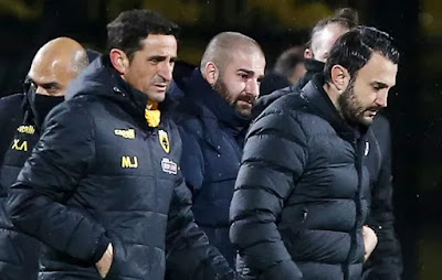 Γιατί αρπάχτηκαν στα αποδυτήρια Καρυπίδης και Χιμένεθ – Καζάνι που βράζει ο Άρης