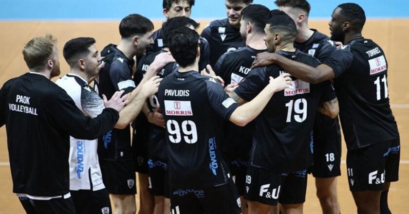 Ο ΠΑΟΚ νίκησε με 3-2 σετ τον Φοίνικα Σύρου και πήρε εκτός έδρας νίκη σε ένα ακόμα μεγάλο ντέρμπι