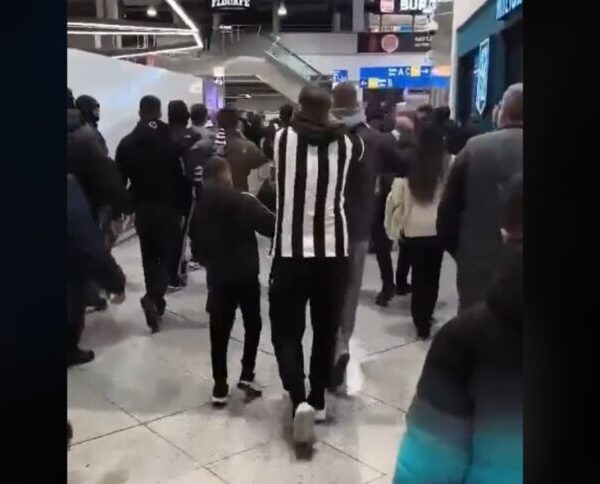 Αποθέωση στο «Ελευθέριος Βενιζέλος» για την αποστολή του ΠΑΟΚ (βίντεο)